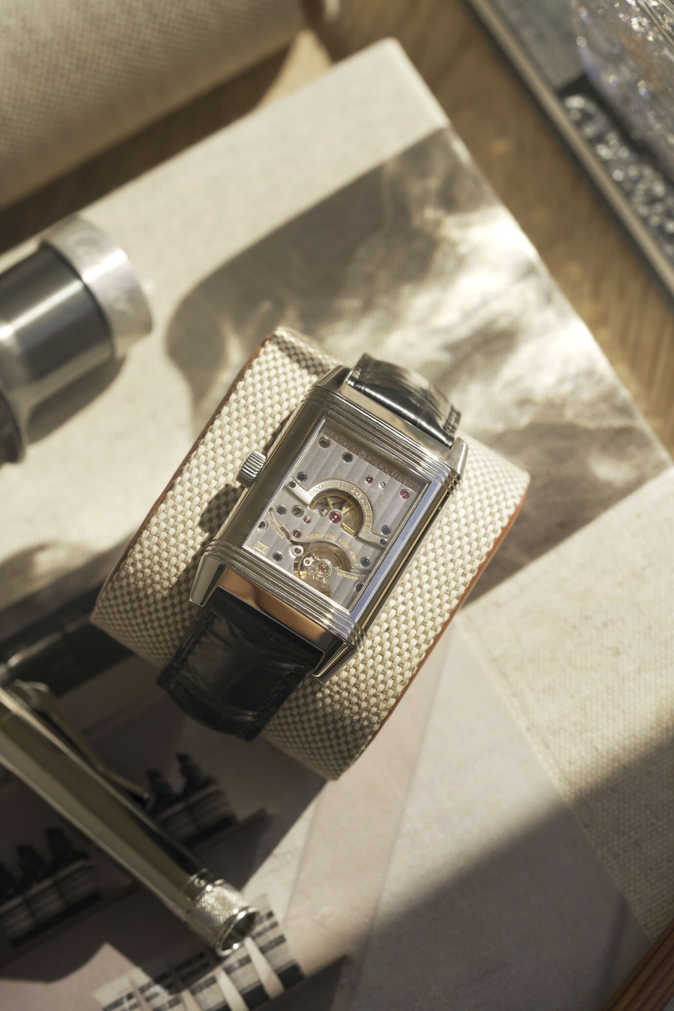 Jaeger LeCoultre Reverso 8 Days ‘Grande Date’ staged 2